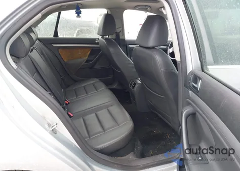 2009 Volkswagen Jetta Se из США, поврежденный, VIN 3VWRM71K29M166046